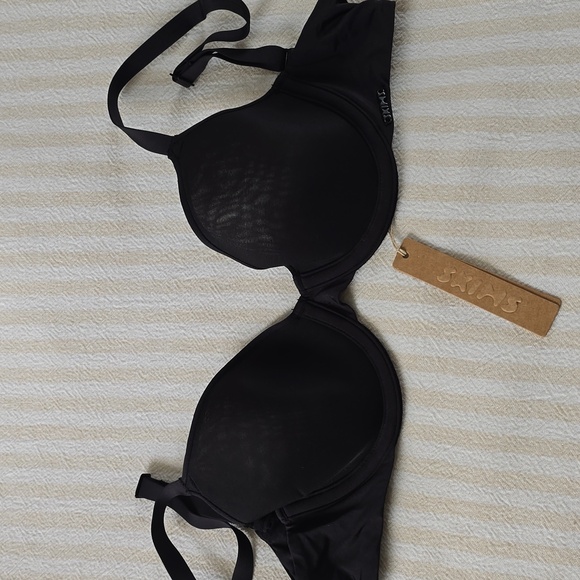 SKIMS Other - SKIMS Weightless Demi Bra Size:32B Onyz
